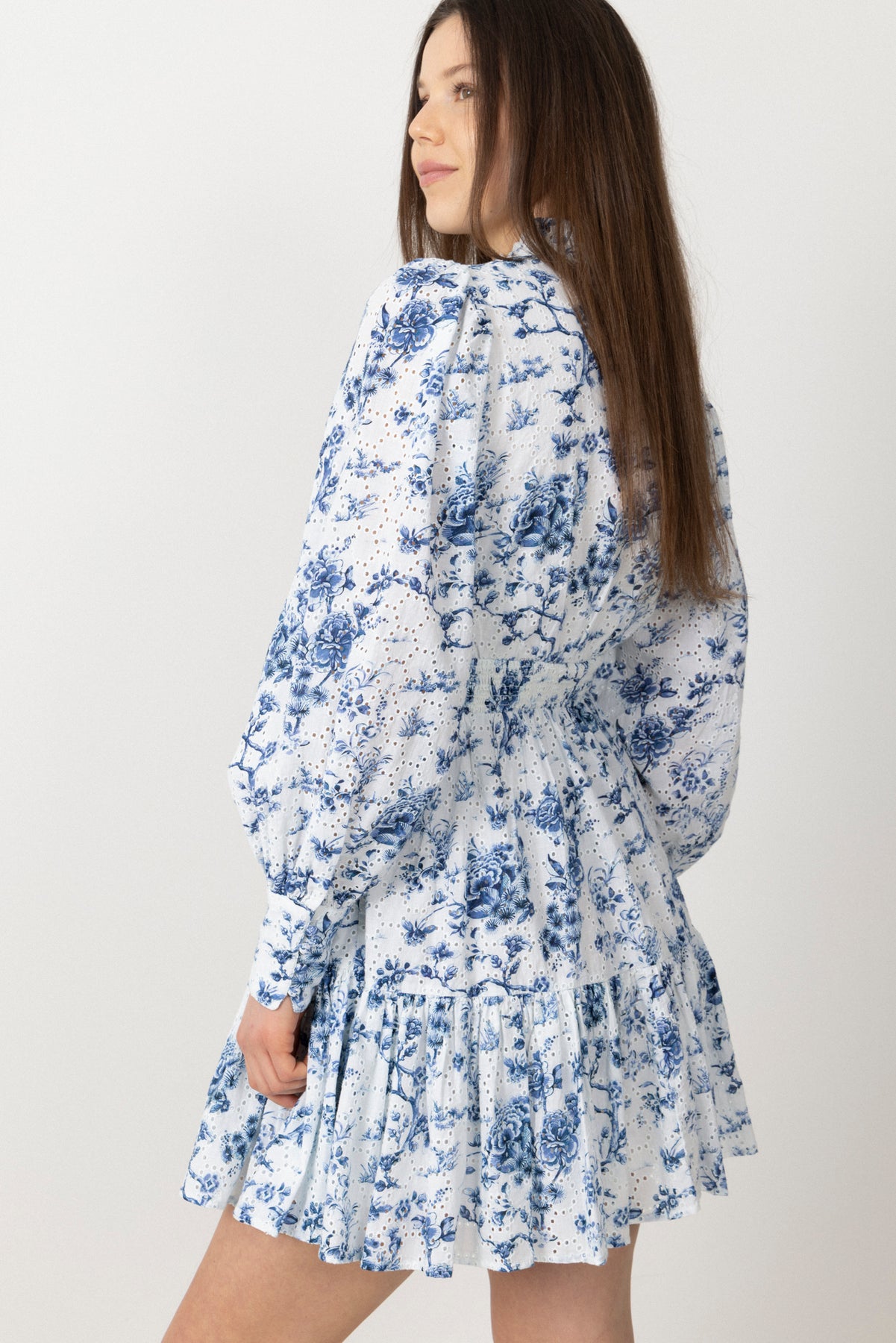 Liv Porcelain B Anglaise Klänning - Off White/Blue