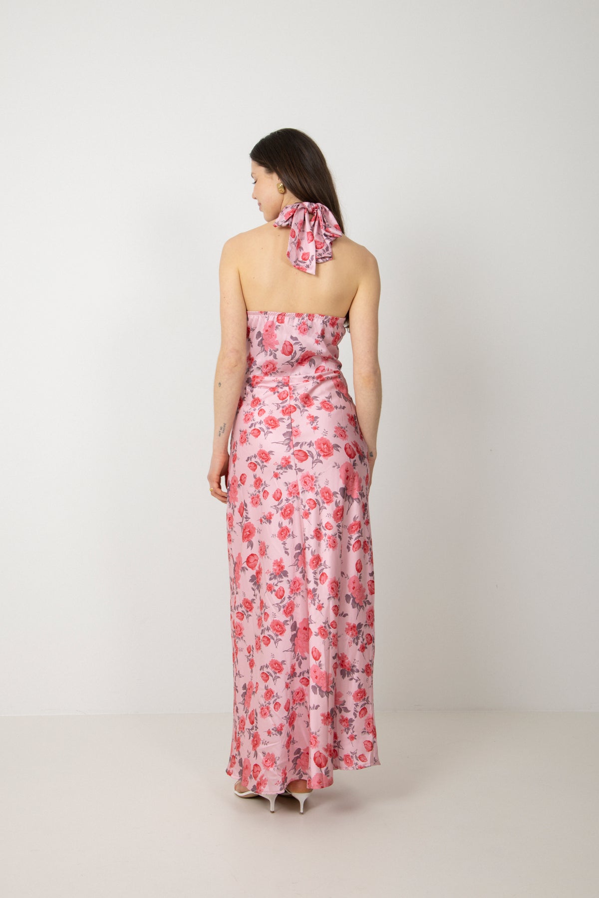 Ebba Flowery Satin Maxiklänning - Rosa