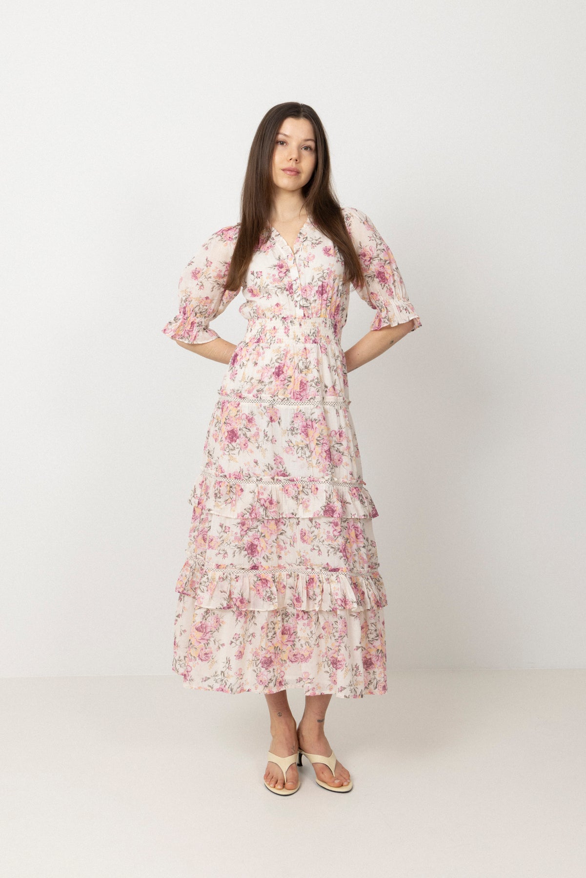 Vera Dreamy Flower Dress - Rosa Blomster