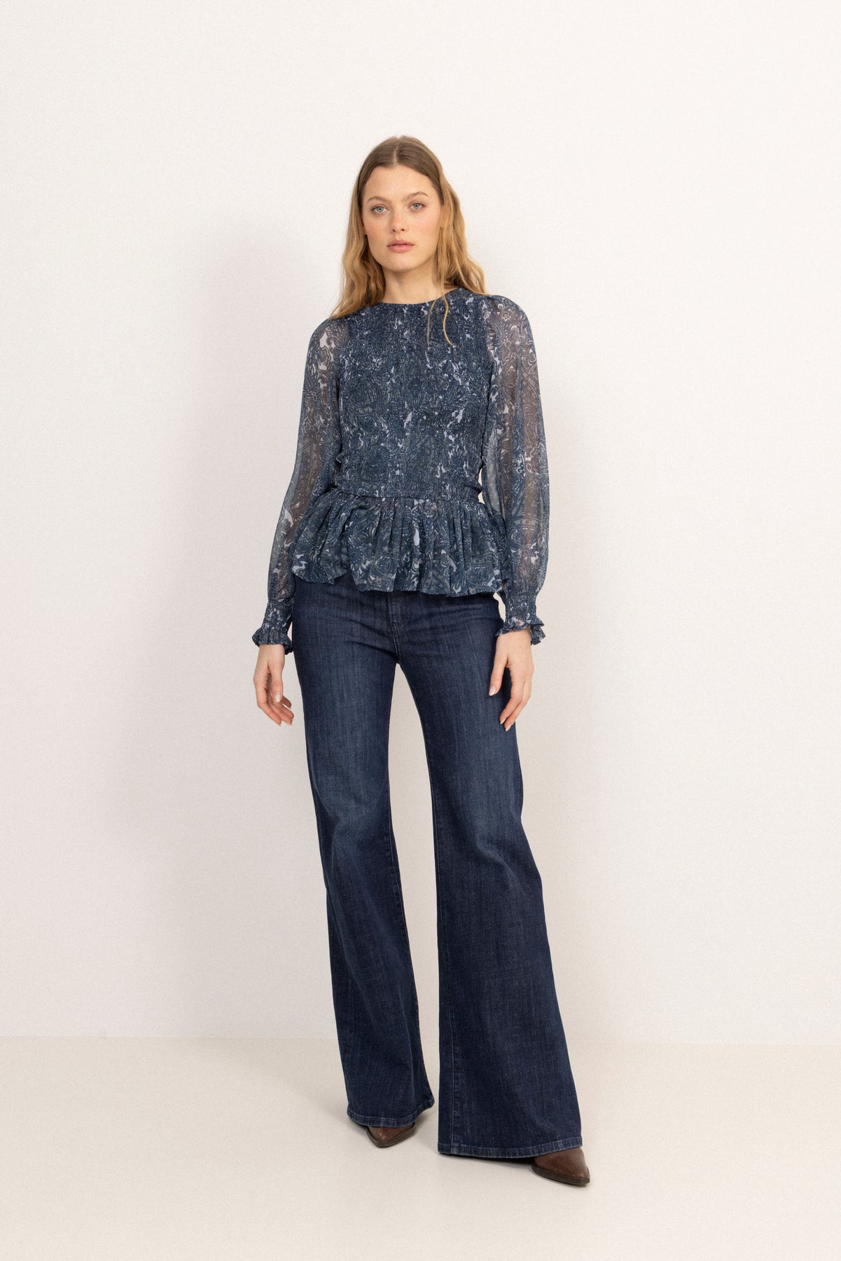 Rira Smock Chiffon Blouse - Blå Paisley