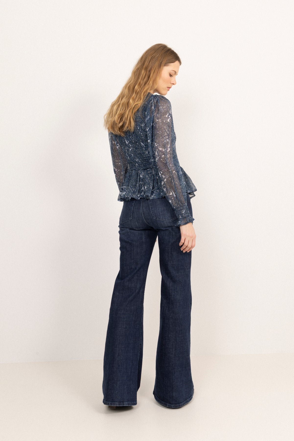 Rira Smock Chiffon Blouse - Blå Paisley