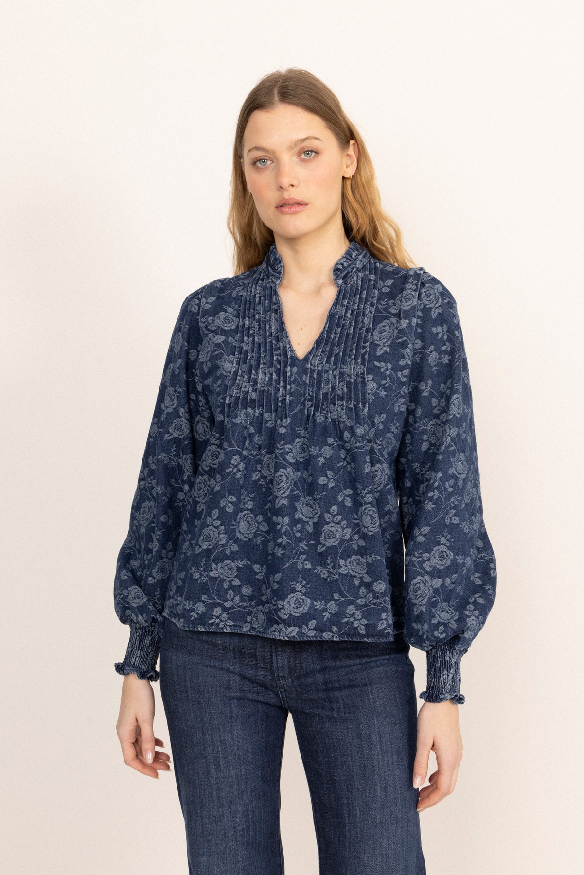 Emma Denim Jacquard Blus - Blue Flower