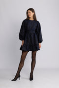 Svanhild Brocade Floral Dress - Mörkblå