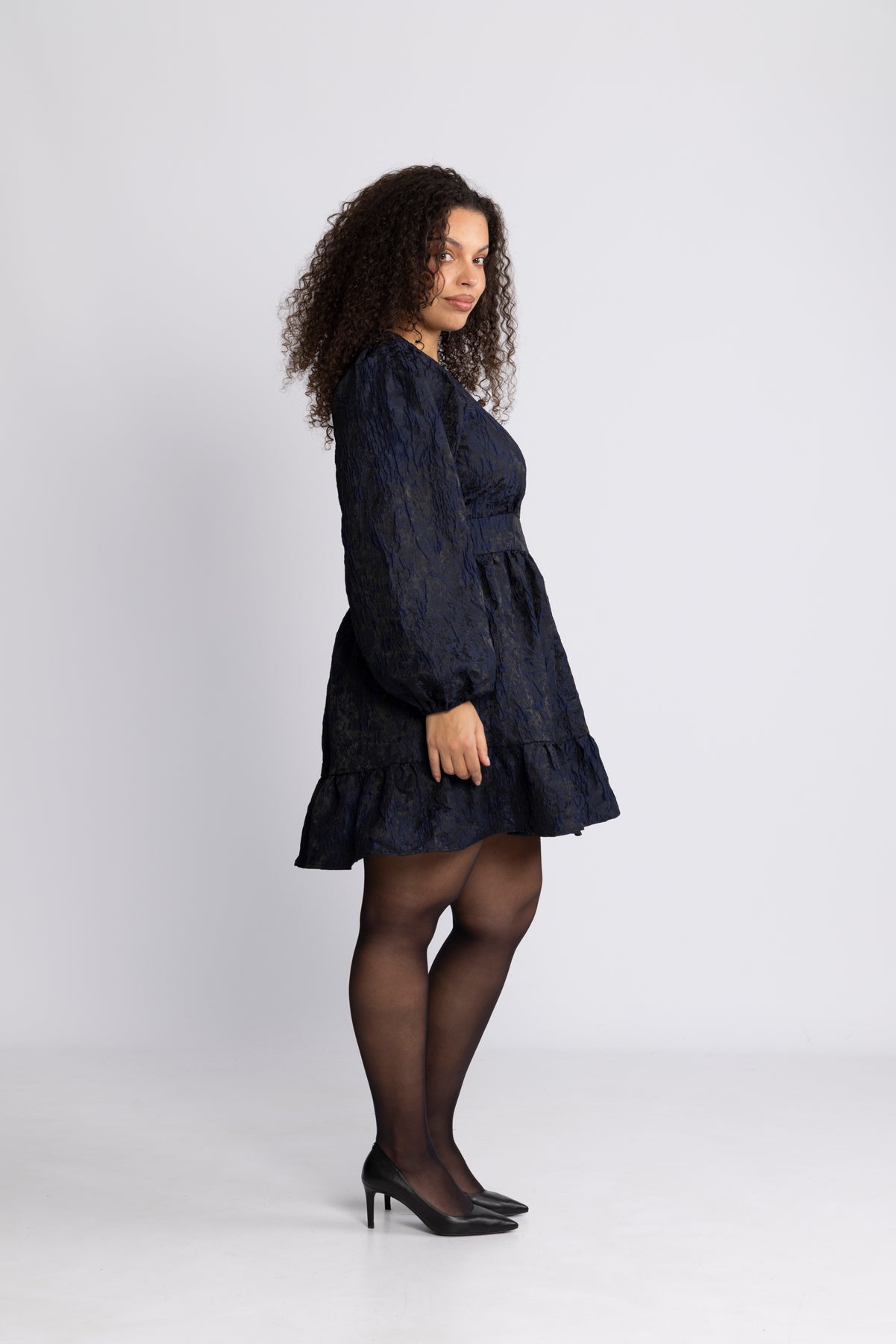 Svanhild Brocade Floral Dress - Mörkblå