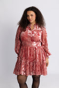 Saga Wide Velvet Flower Dress - Rosa Blomster