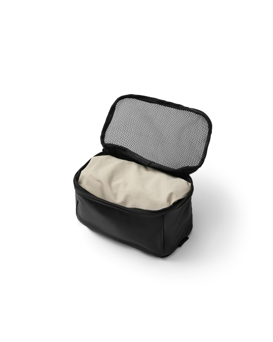Essential Packing Cube S - Black Out