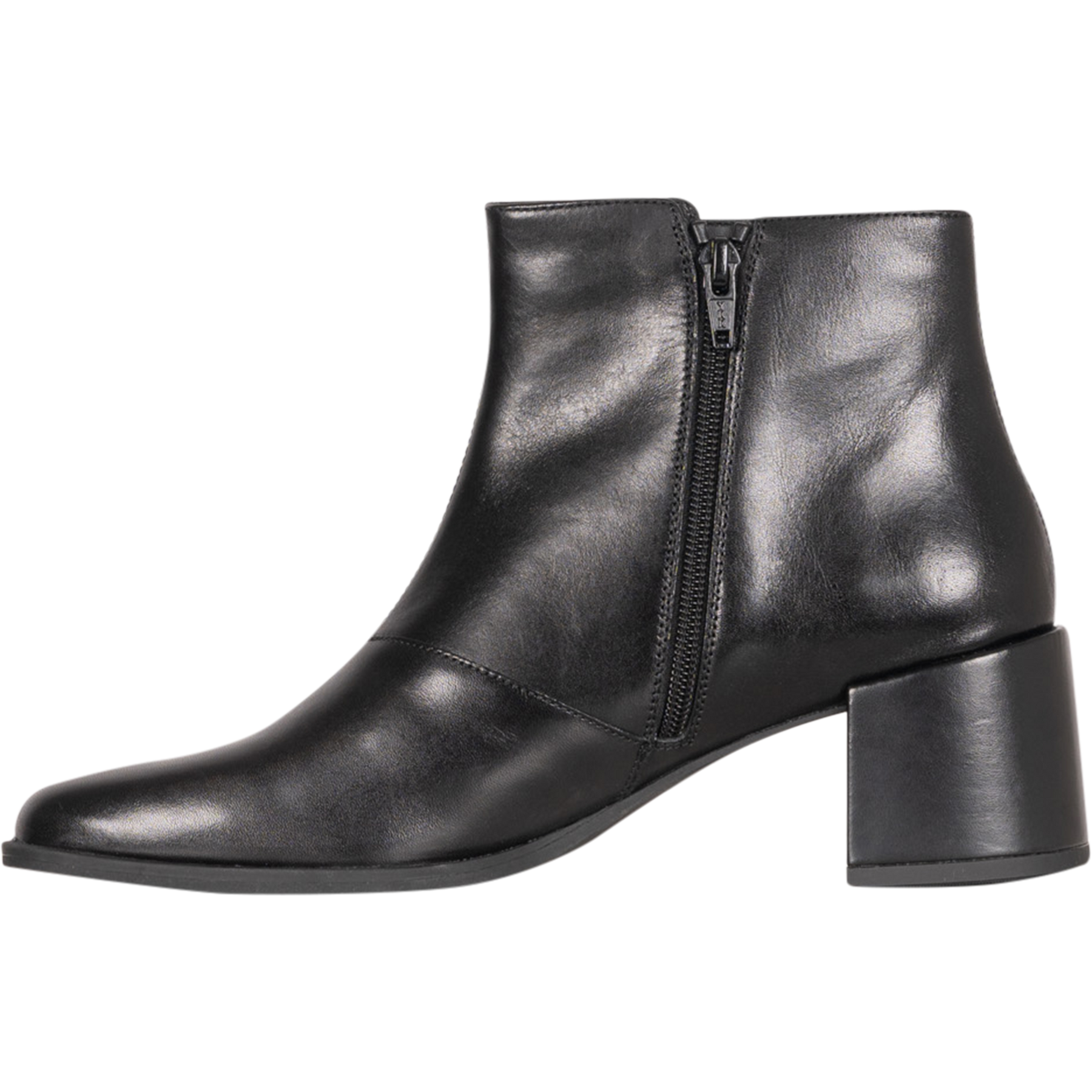 5609 Stina - Black