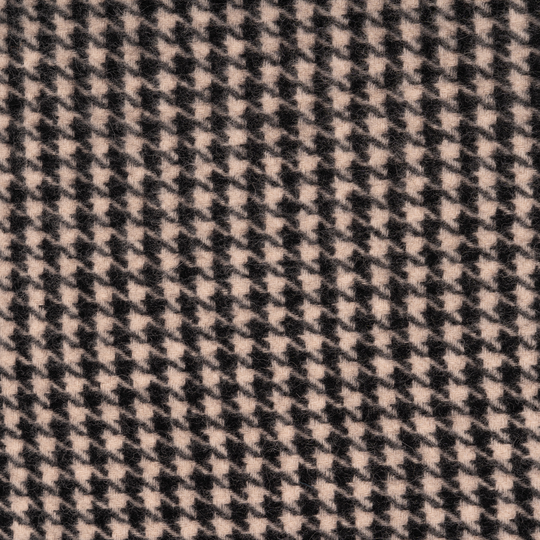 Ninni Houndstooth Scarf - Black