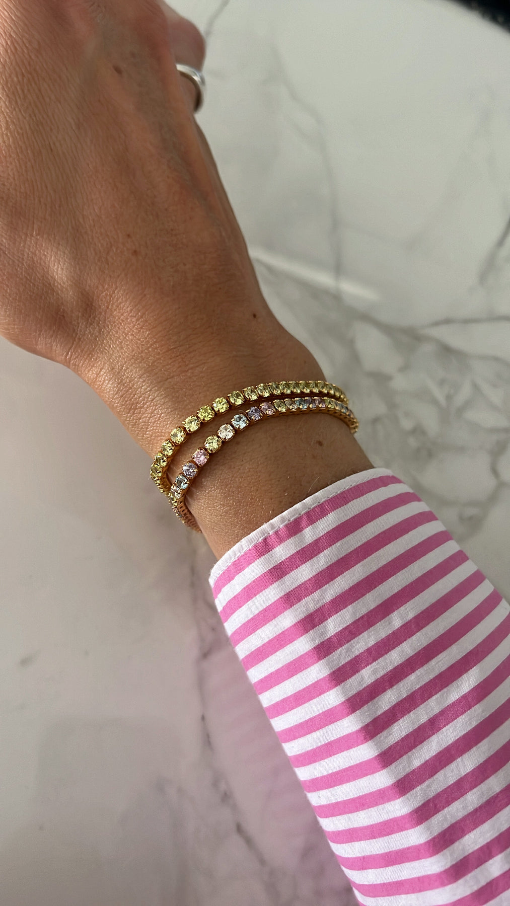 Cup Chain Tennis Bracelet - Rainbow