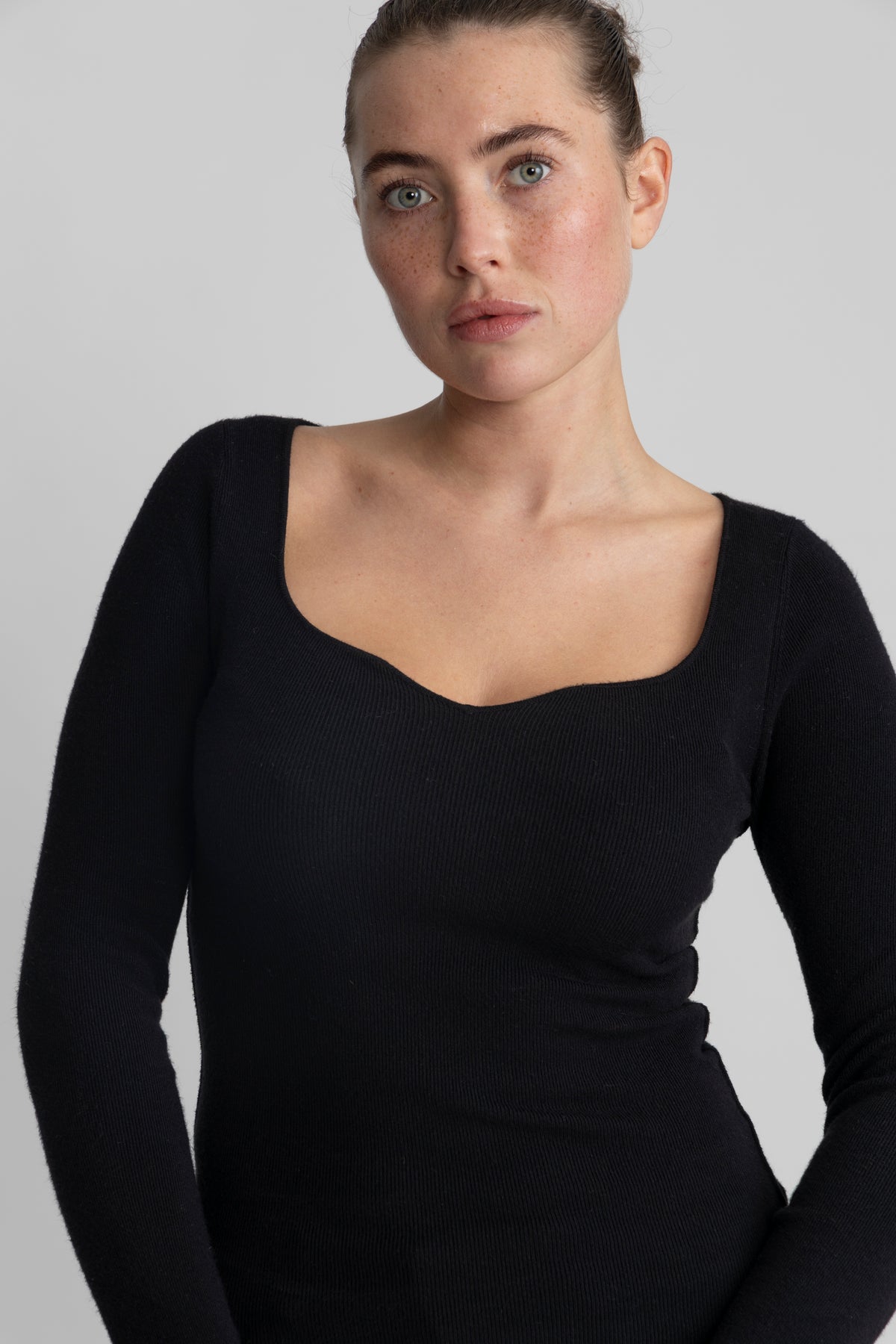 Callie - Black