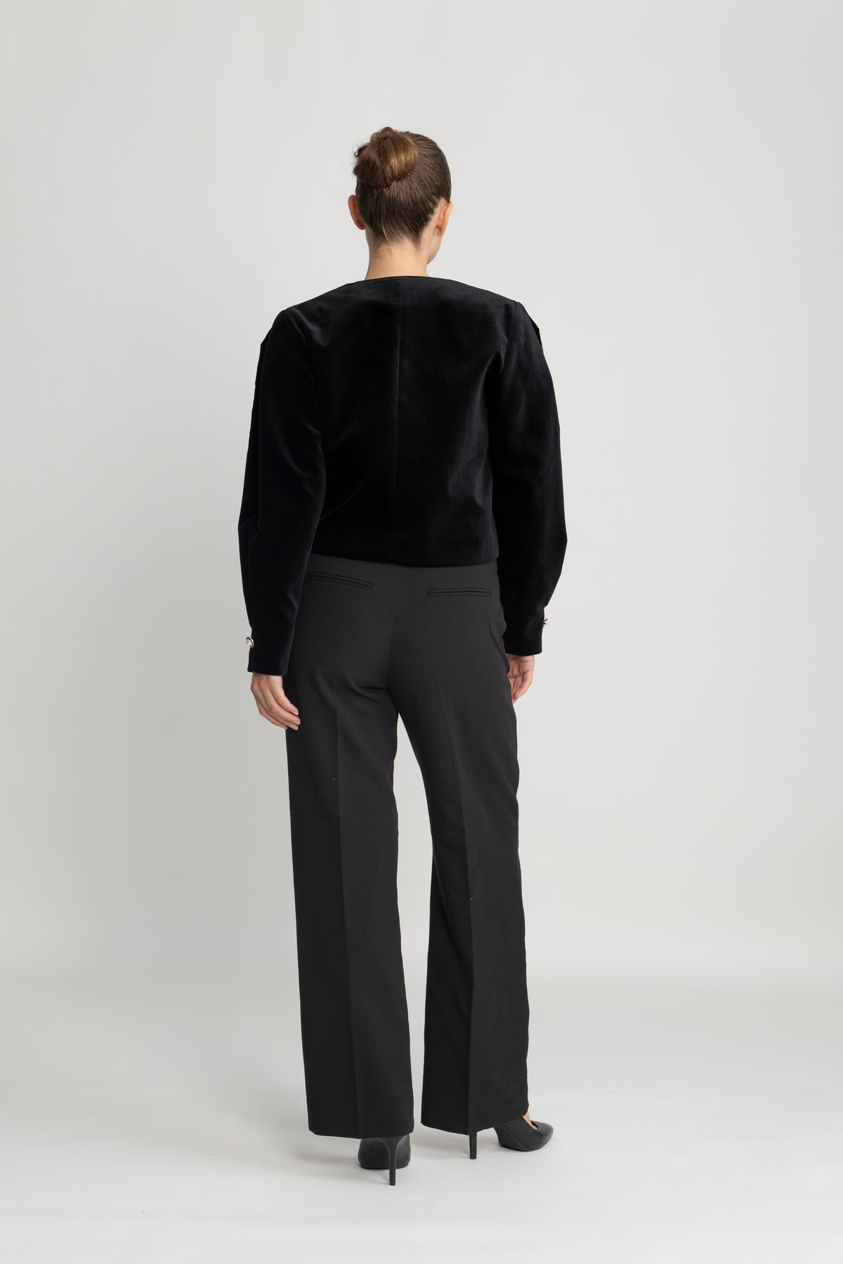 Louvre Velvet - Black