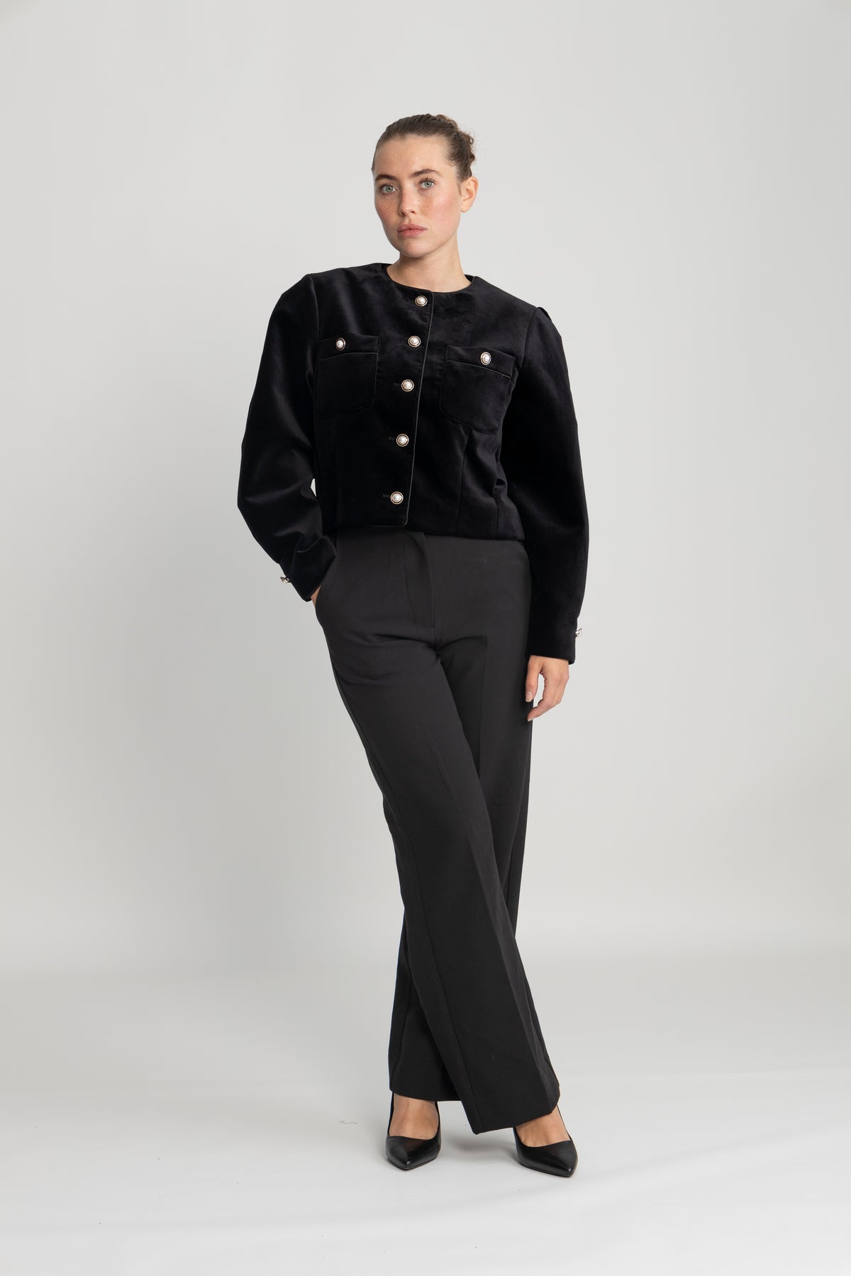 Louvre Velvet - Black
