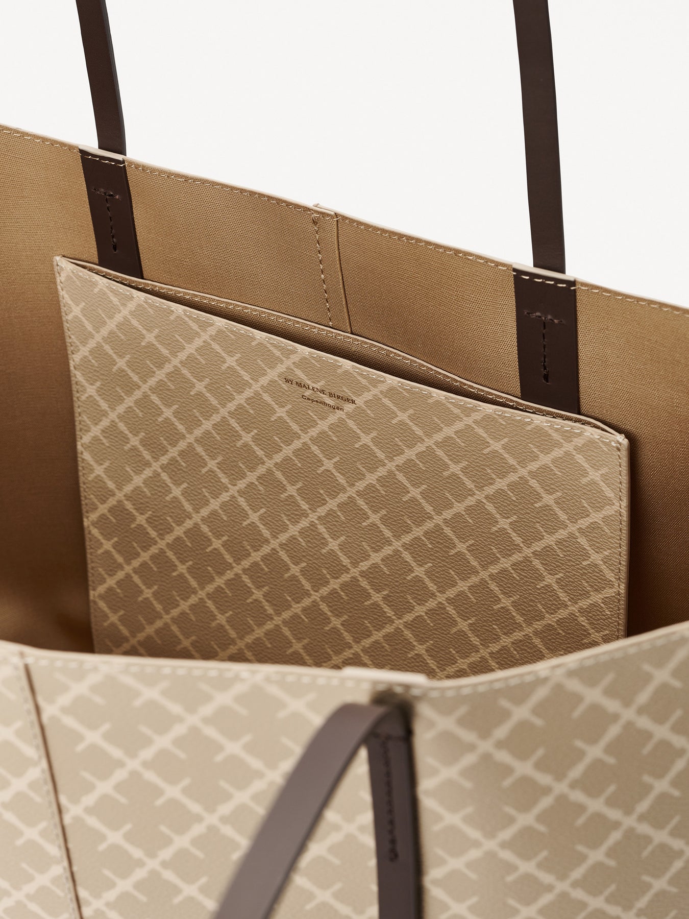 Abi Printed Tote Bag - Feather