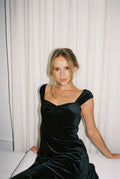 Evie Velvet Dress - Black
