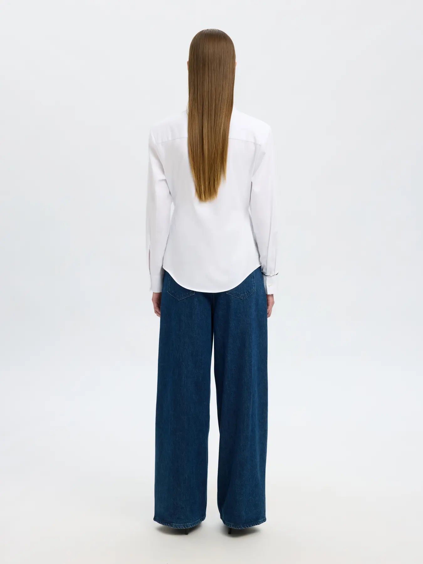 Nicolina Slim Ls Shirt B - Bright White