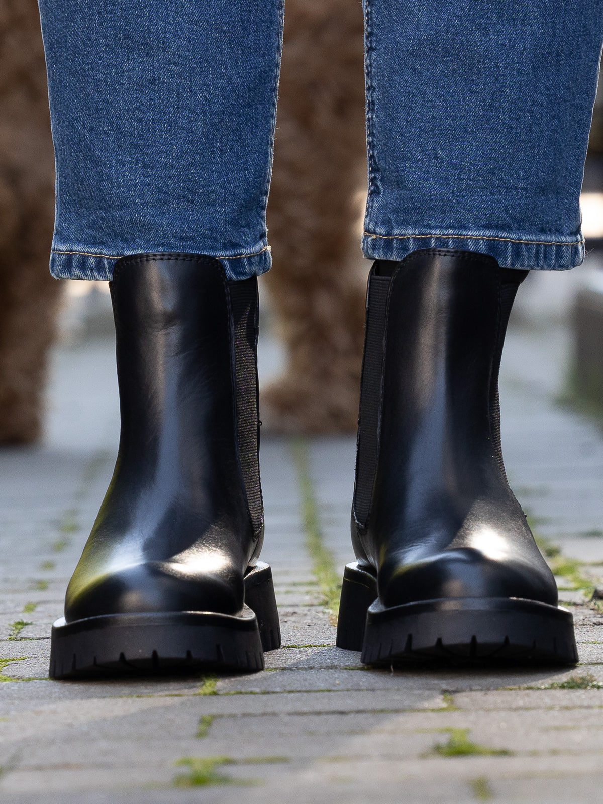 Livo Leather Chelsea - Black