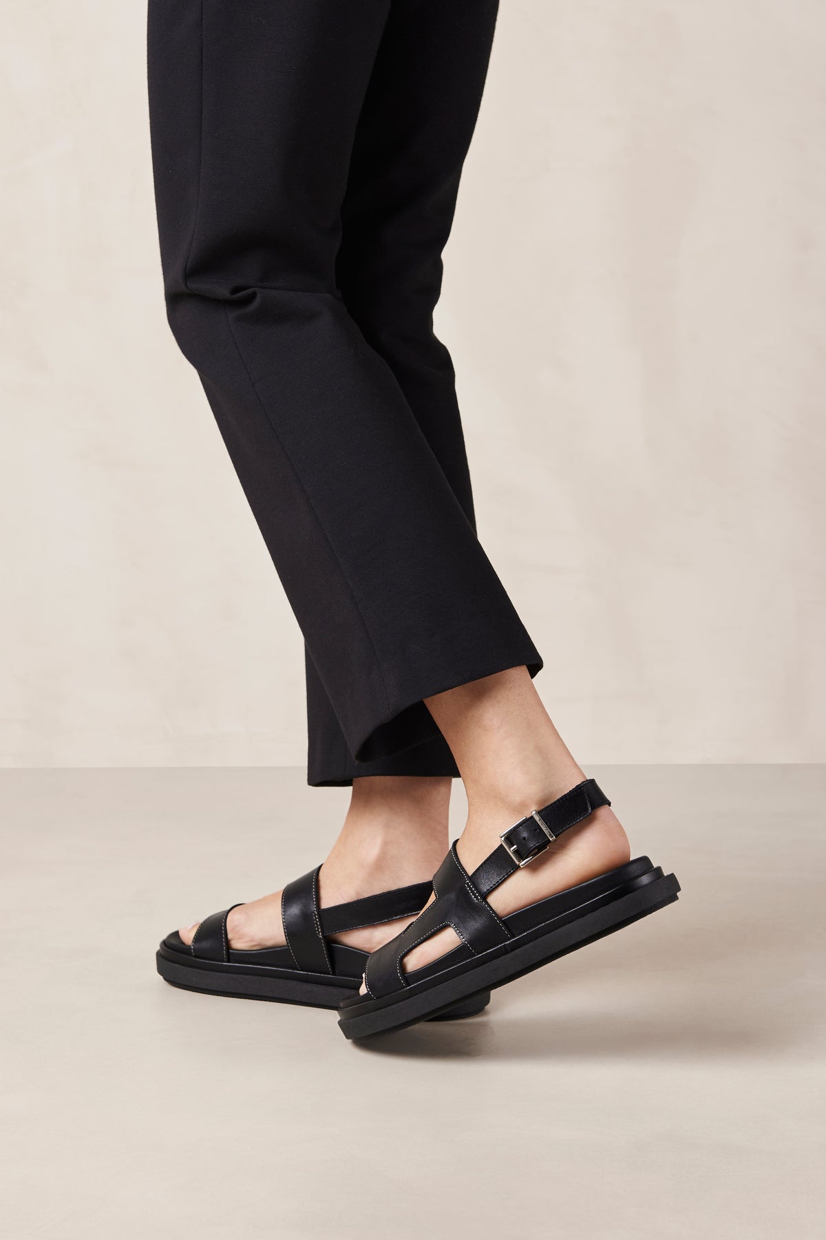 Lorelei Leather Sandals - Black
