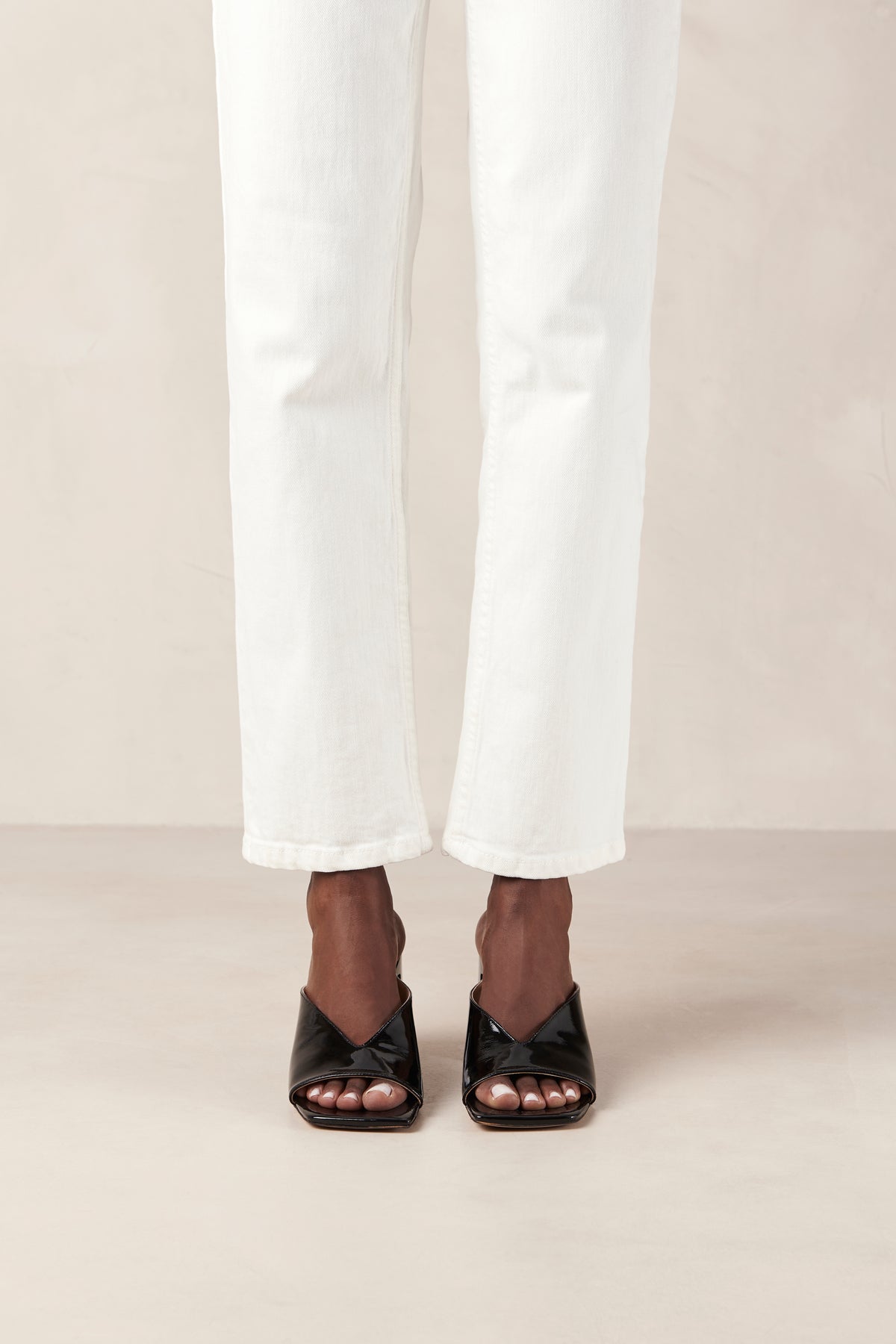 Tasha Leather Sandals - Black