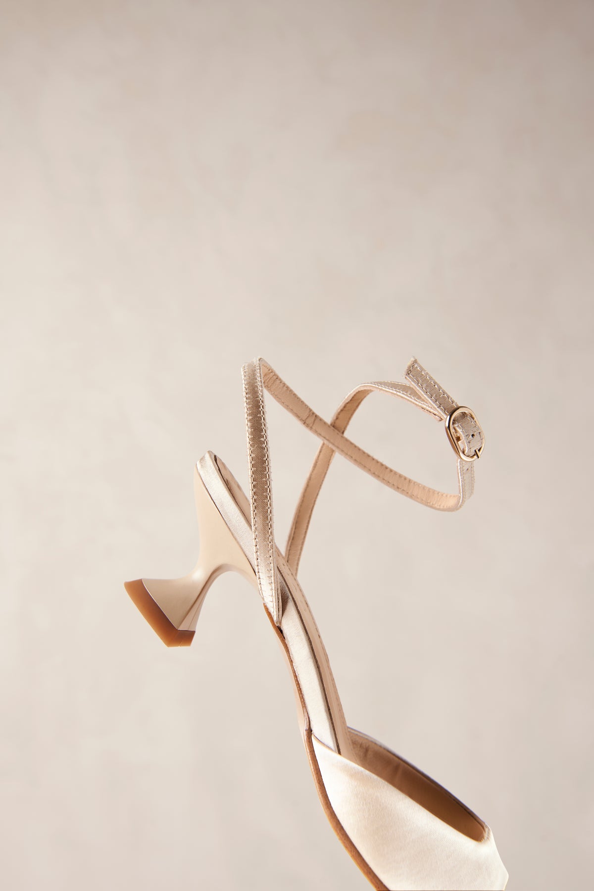 Skye Sandals - Silky Cream