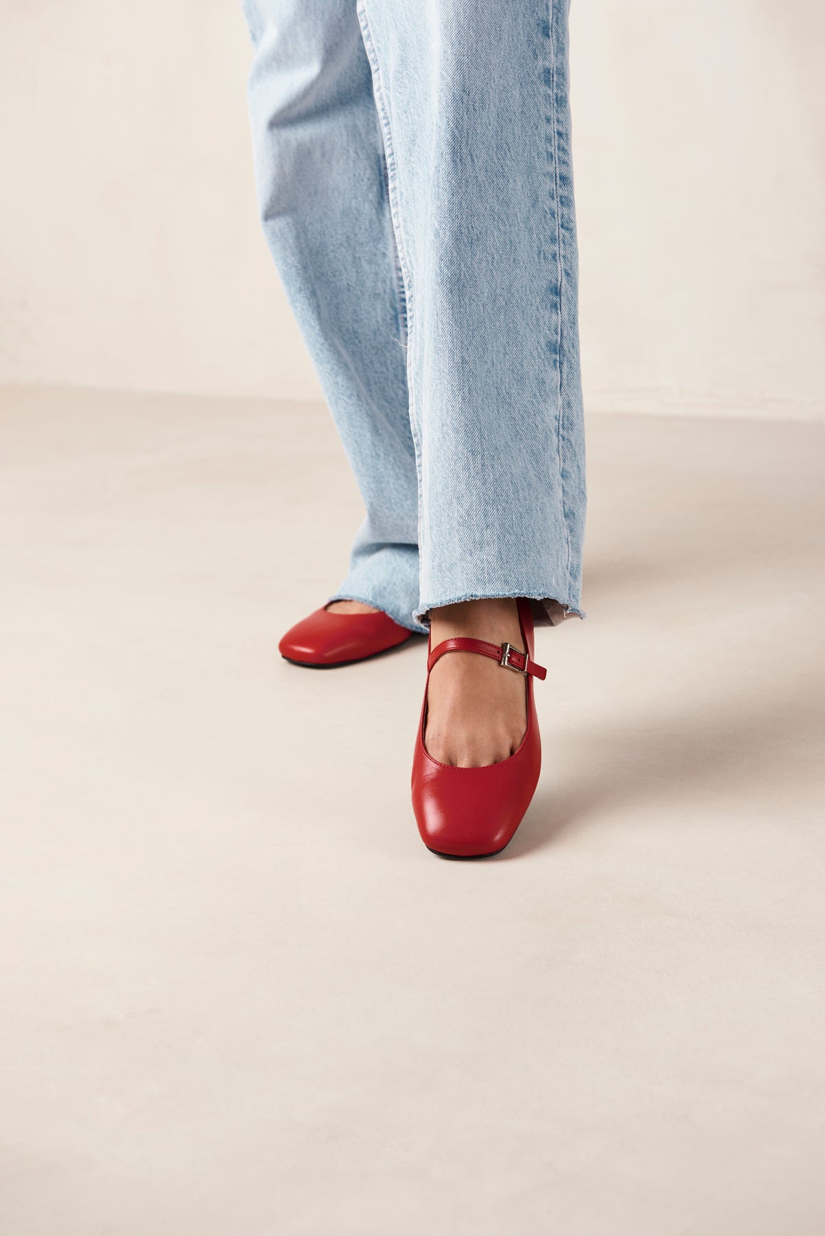 Por Do Sol Leather Ballet Flats - Red
