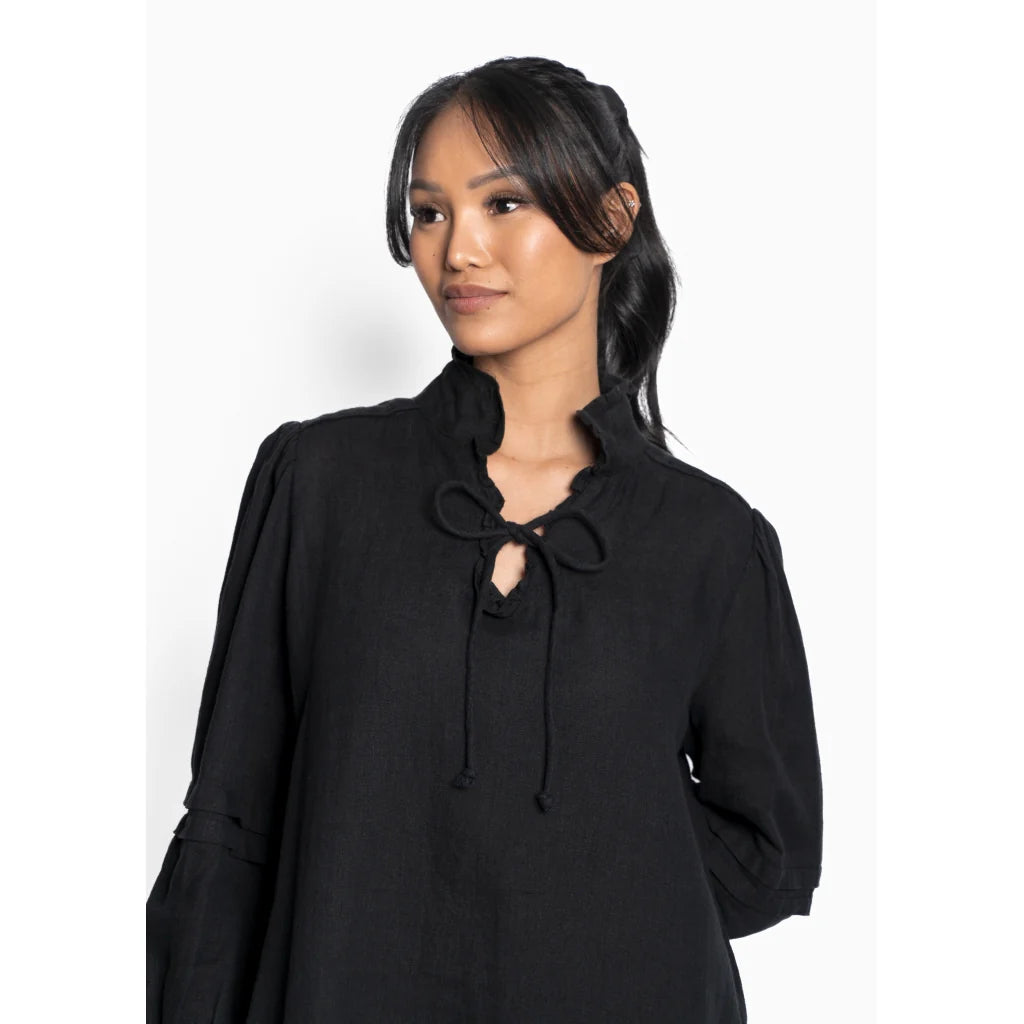 Sari Linneklänning - Jet Black