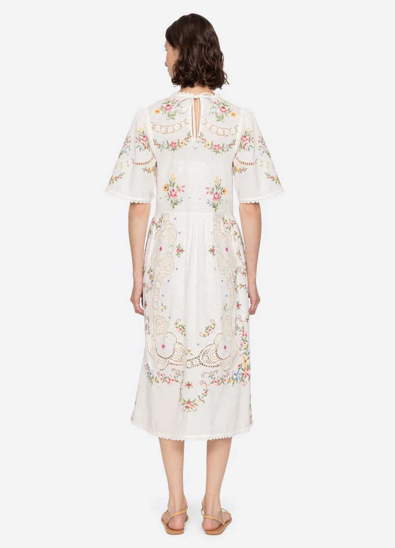 Edwina Embroidery S/Slv Dress - White
