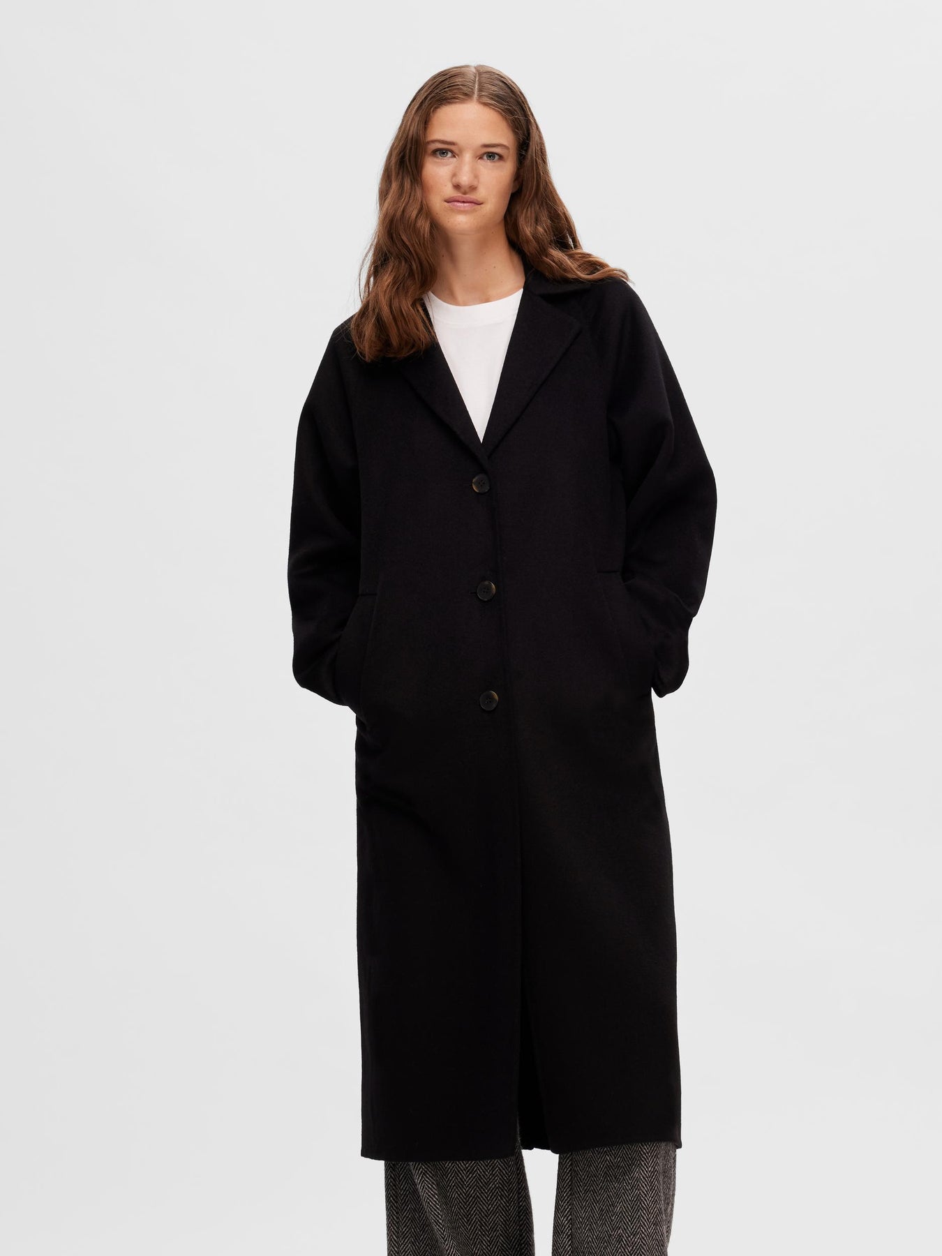 New Tama Handmade Wool Coat - Black