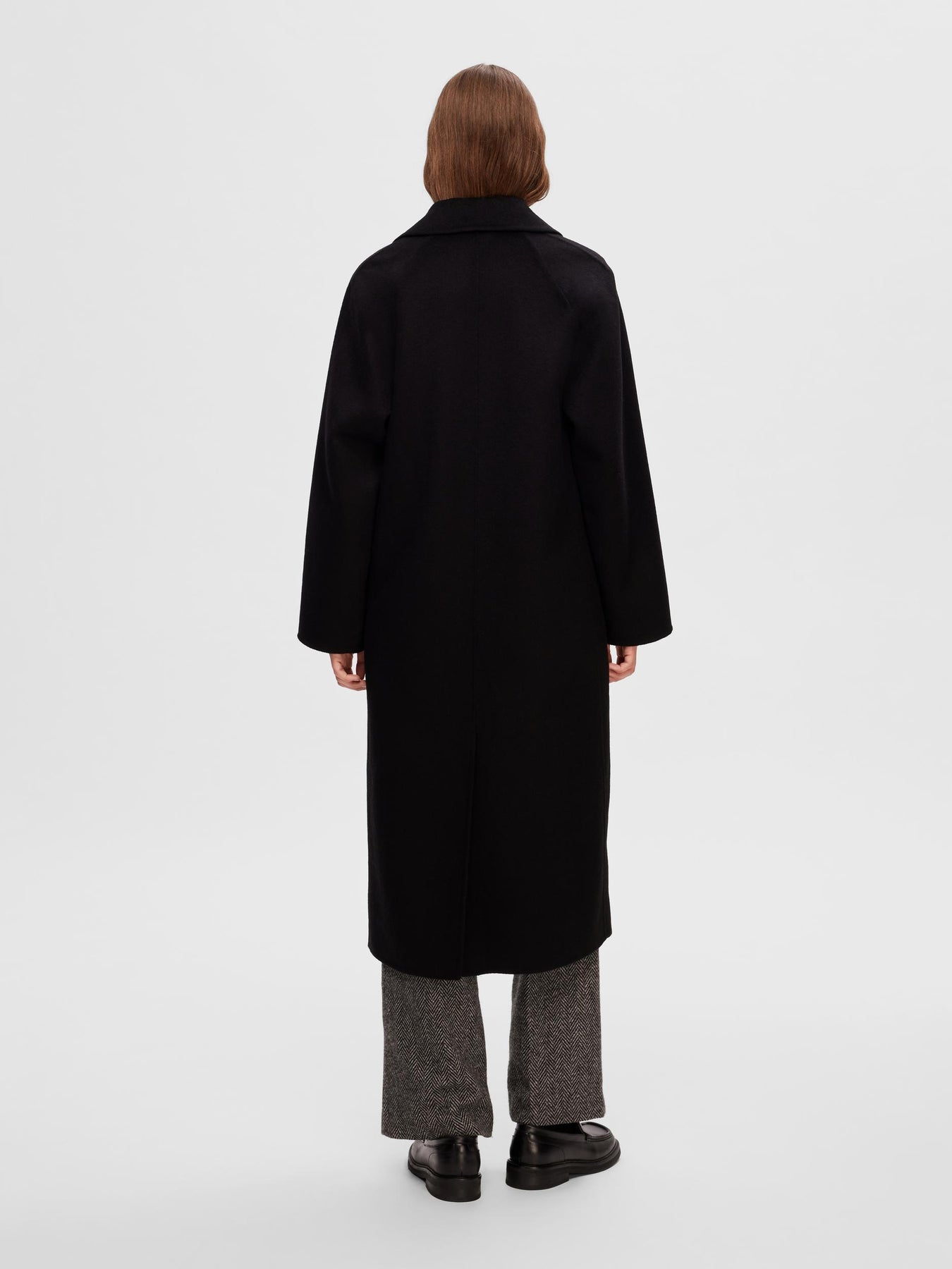 New Tama Handmade Wool Coat - Black