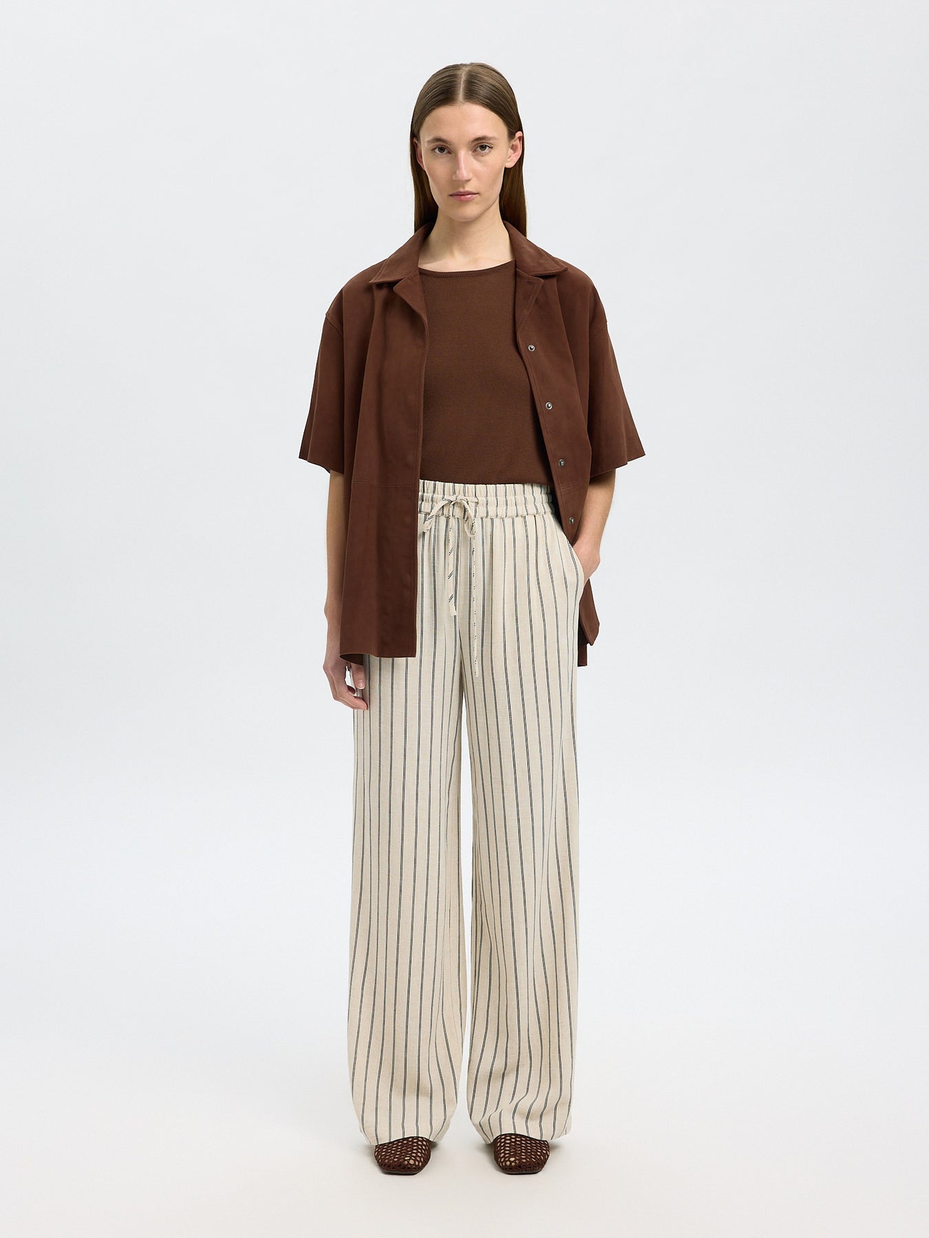 Selected Femme Viva-Gulia HW Striped Sun Pant - Sandshell Pin Stripe