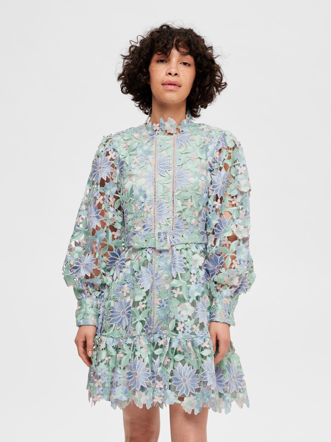 Silja LS Embroidery Short Dress Multi - Blue Heron Multi Color