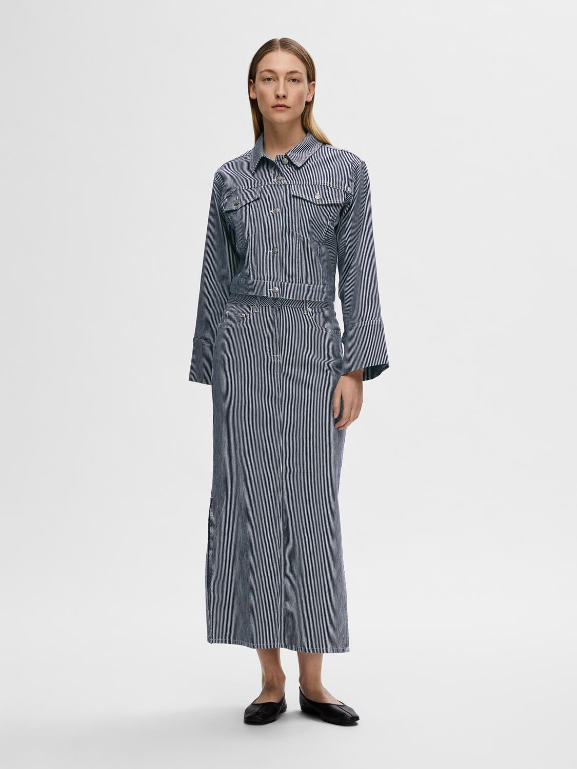 Myra Ls Stripe Short Denim Jacket - Medium Blue Denim White