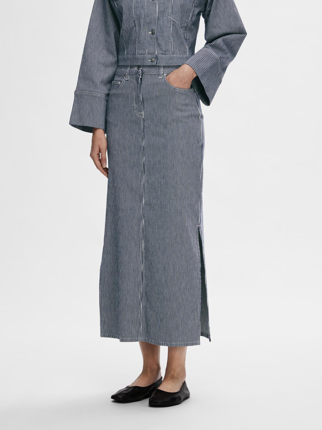 Myra Hw Stripe Column Denim Skirt - Medium Blue Denim White