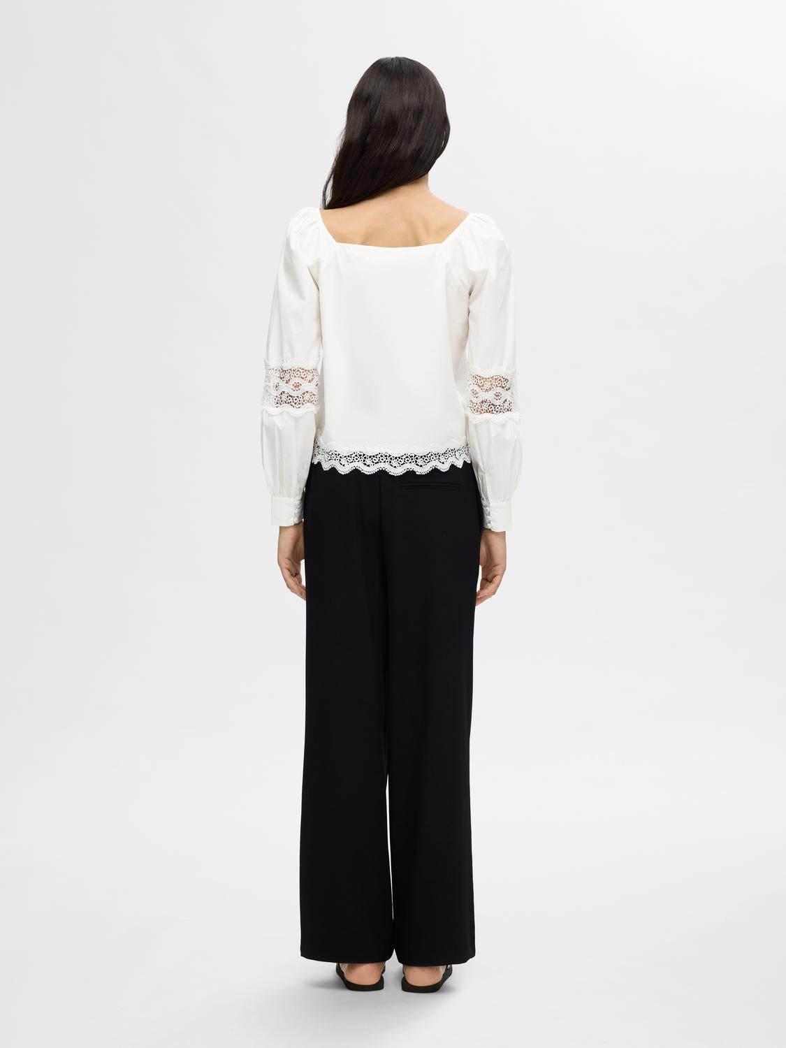 Alix Ls Top - Snow White