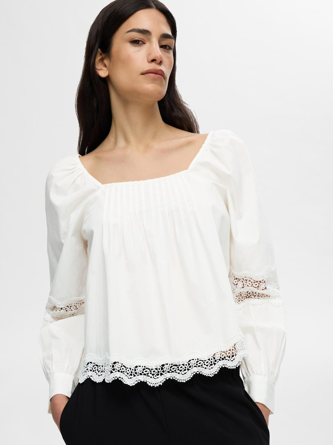 Alix Ls Top - Snow White