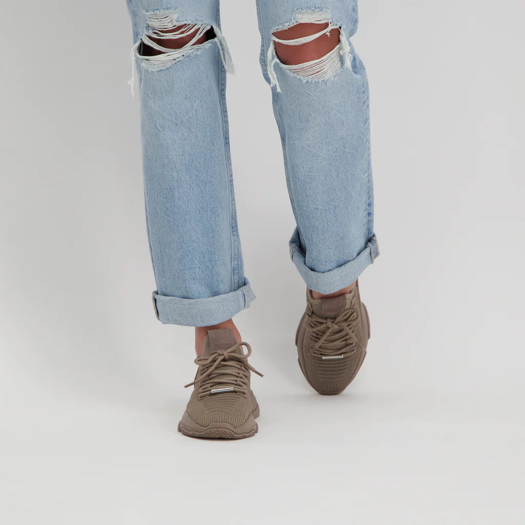 Mac-E Sneaker - Taupe