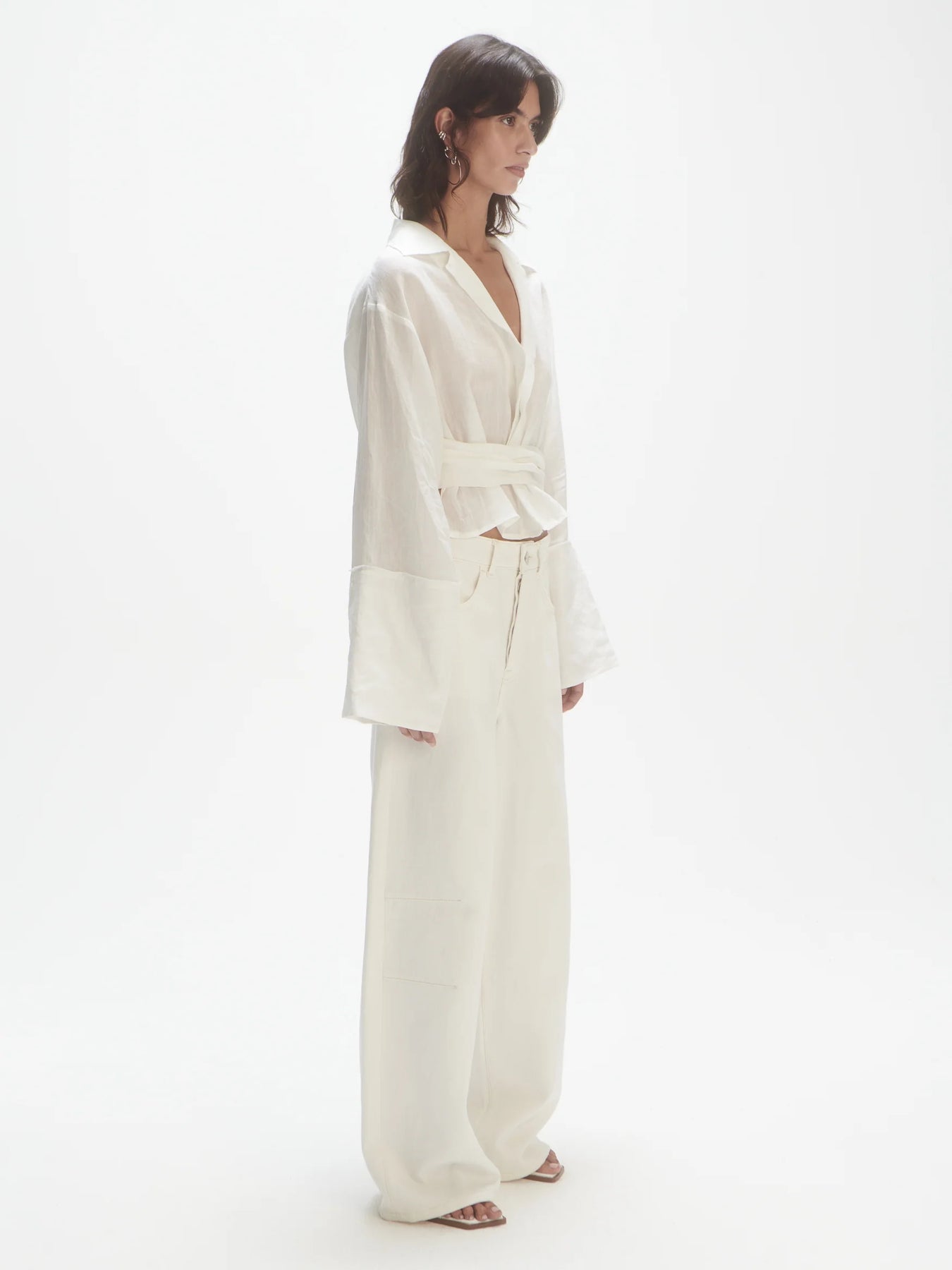 V-Neck Shirt - Off-White