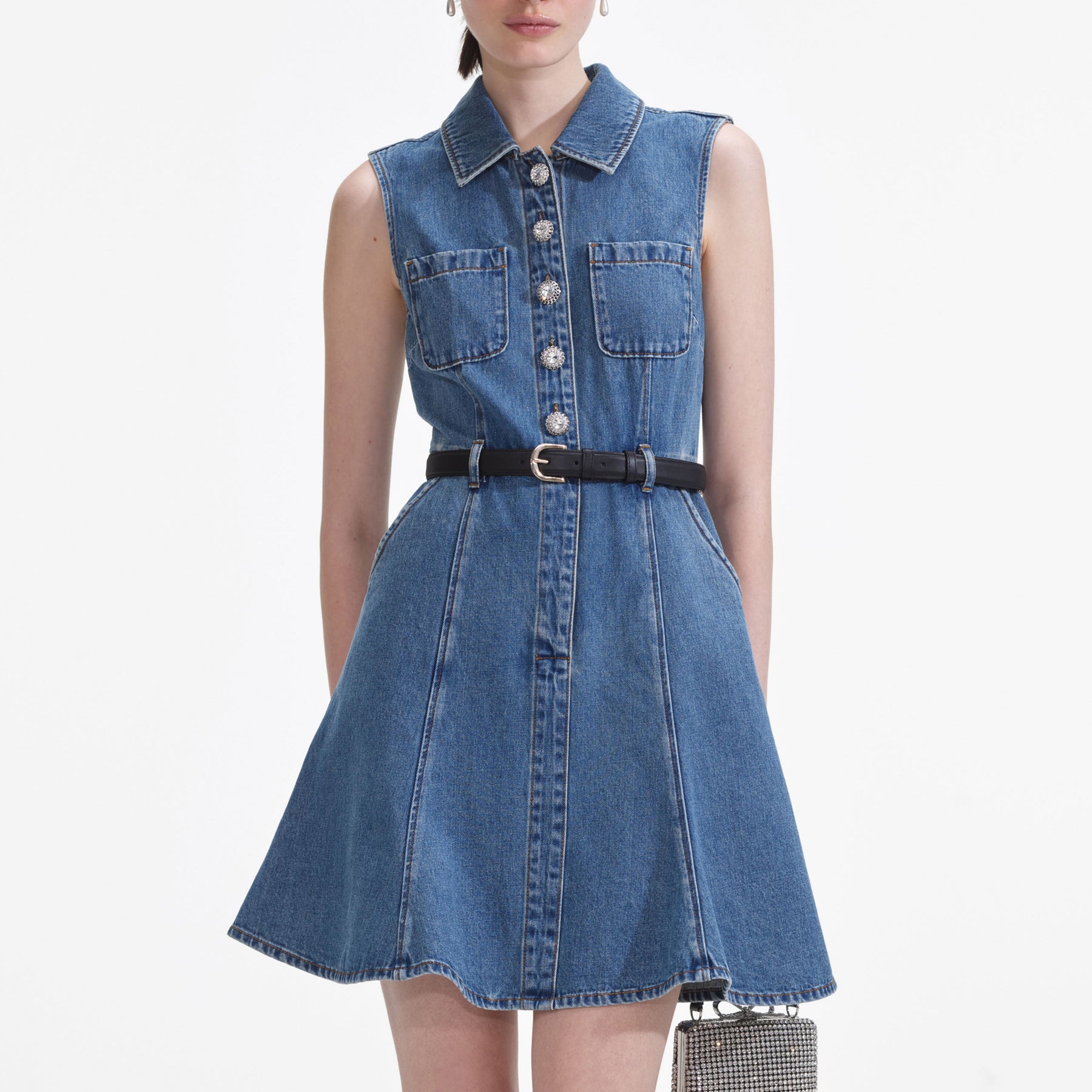 Denim Sleeveless Pearl Mini Dress - Blå