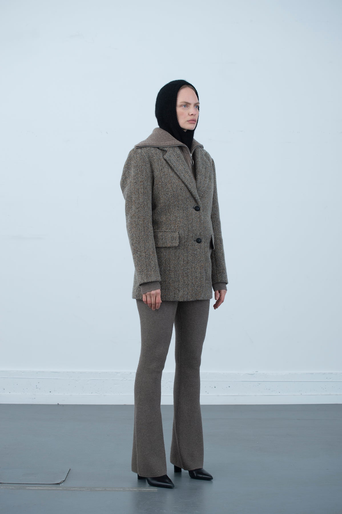 Sawyer Herringbone - Black/Beige Combo