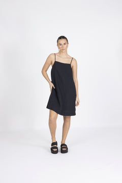 Linnie Short Linen Strap Dress B - Black