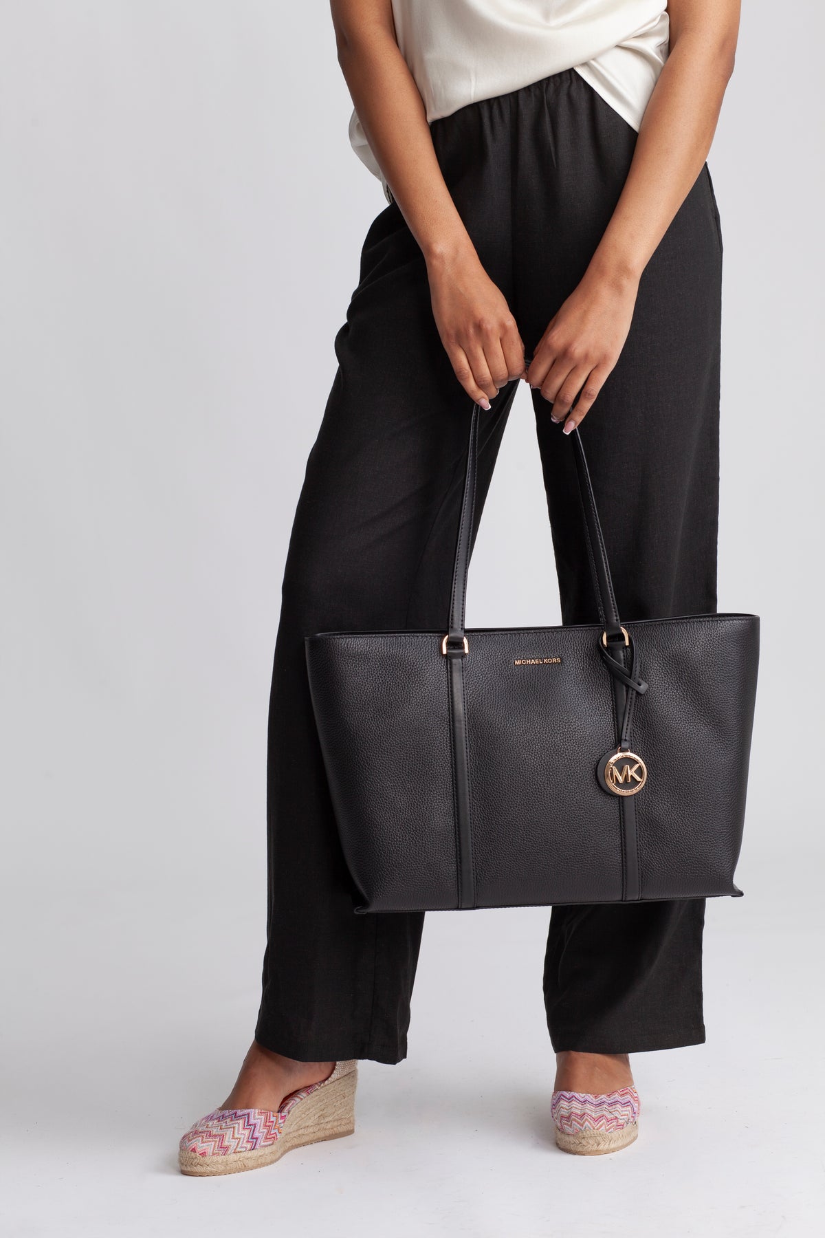 Lg Tote I - Black