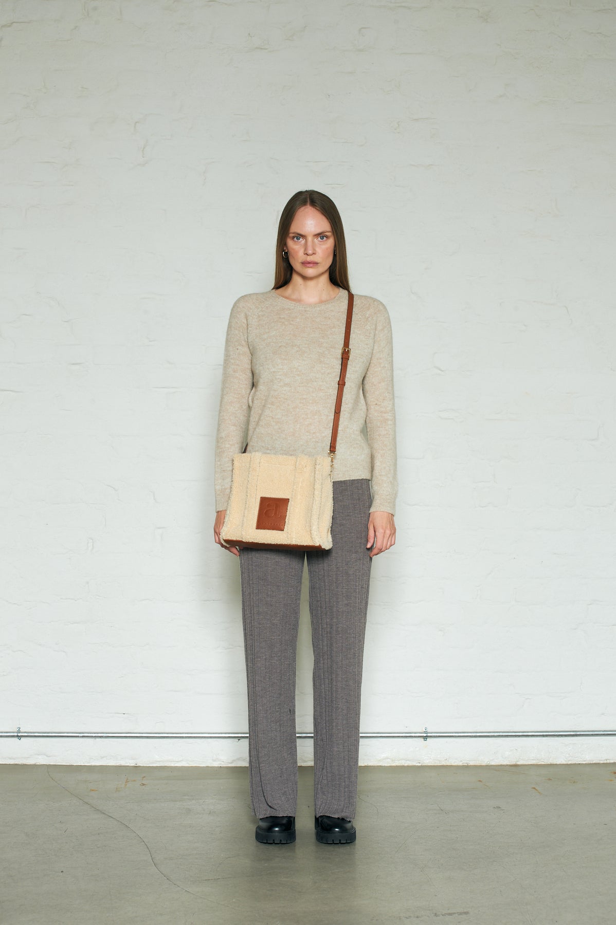 Teddy Bag M - Ecru