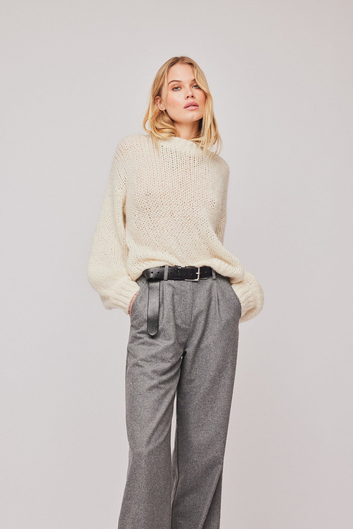 Fifth Trouser - Dark Grey