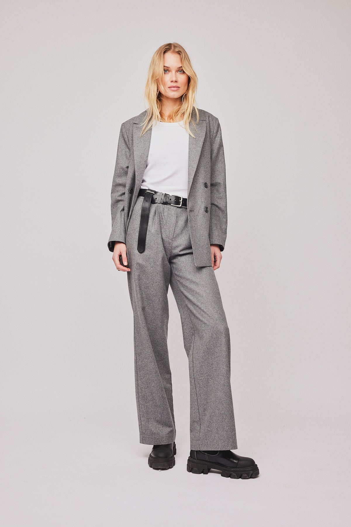 Fifth Trouser - Dark Grey