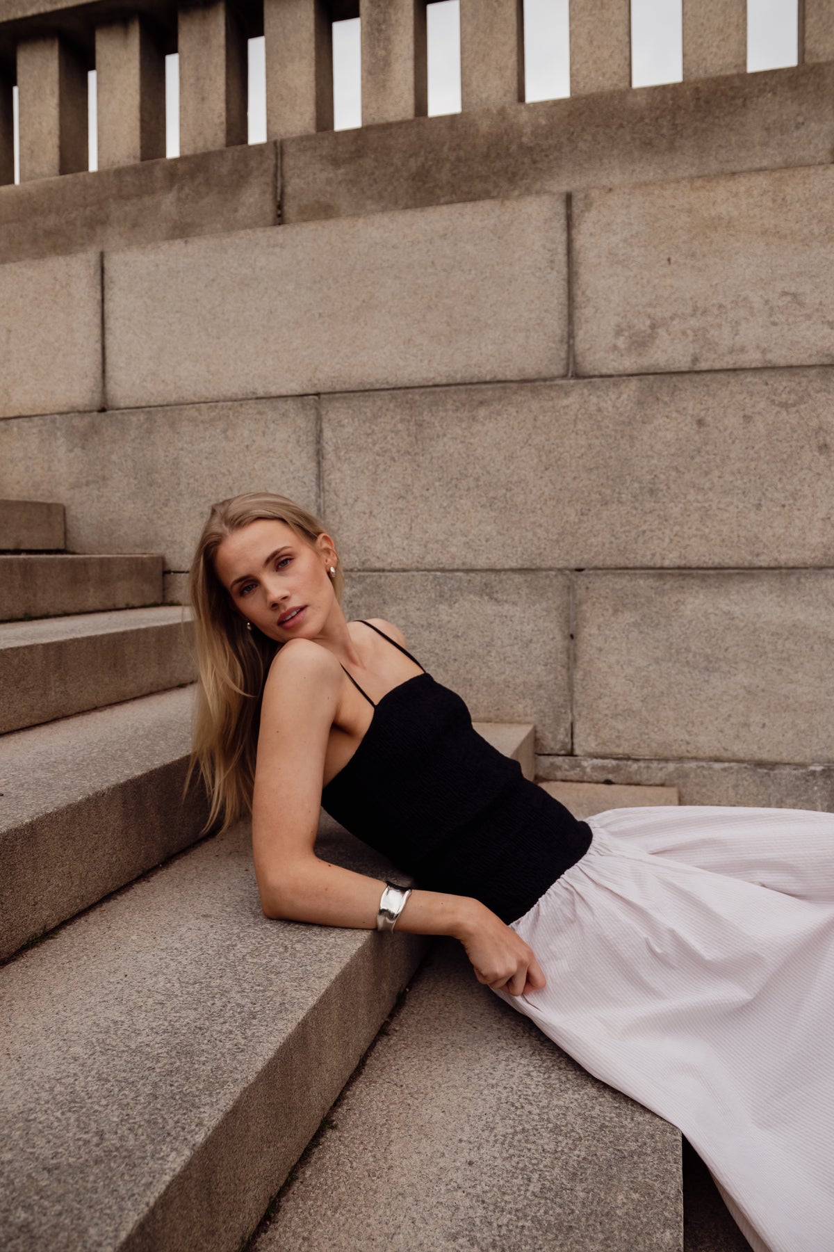Martelli Dress - Svart/Beige