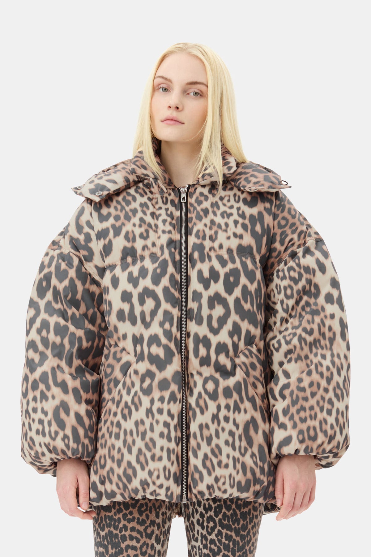 GANNI Leo Puffers Midi Jacket - Almond Milk