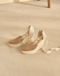 Hamptons Heart-Shaped - Vintage Taupe