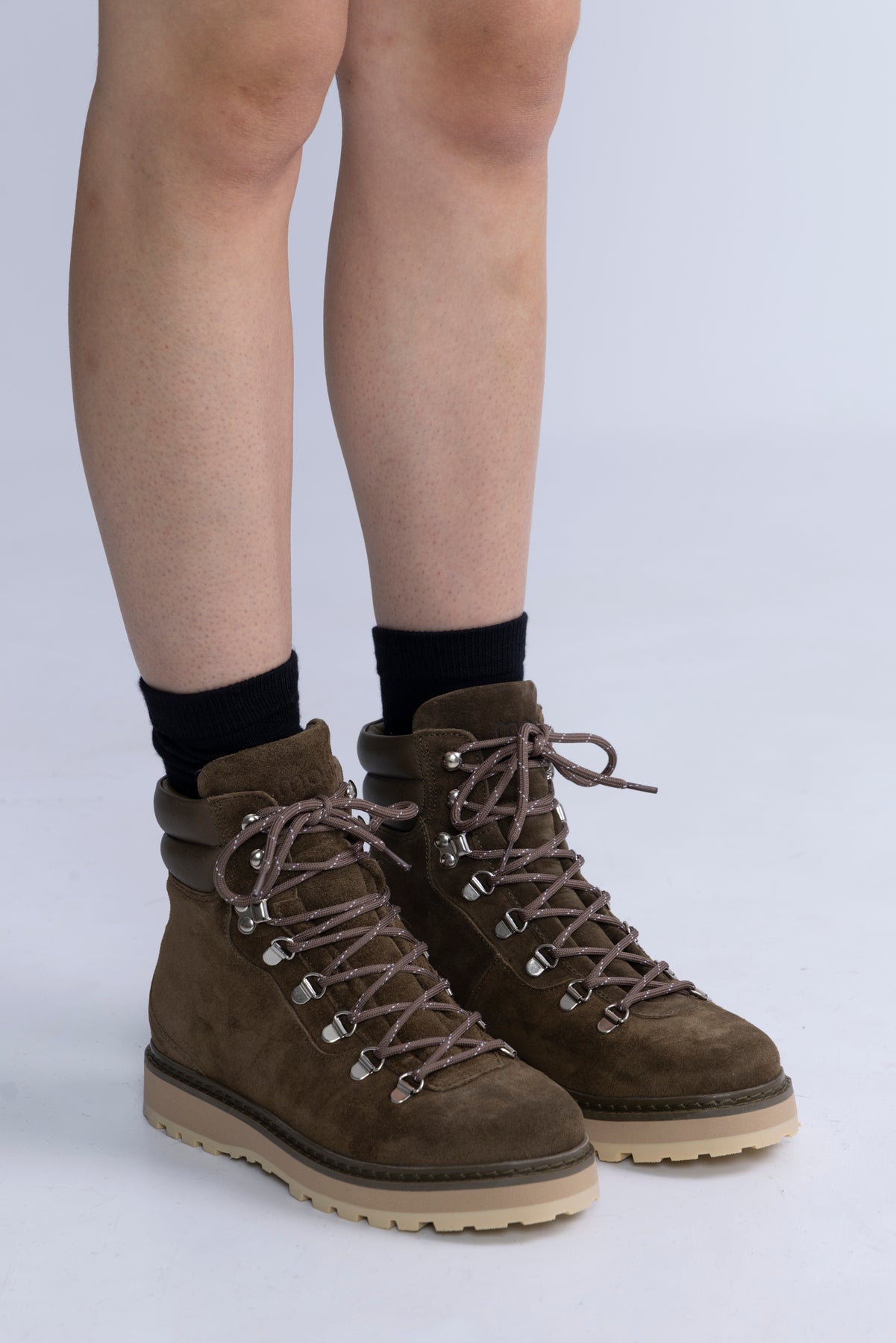 Hiking Suede - Olive