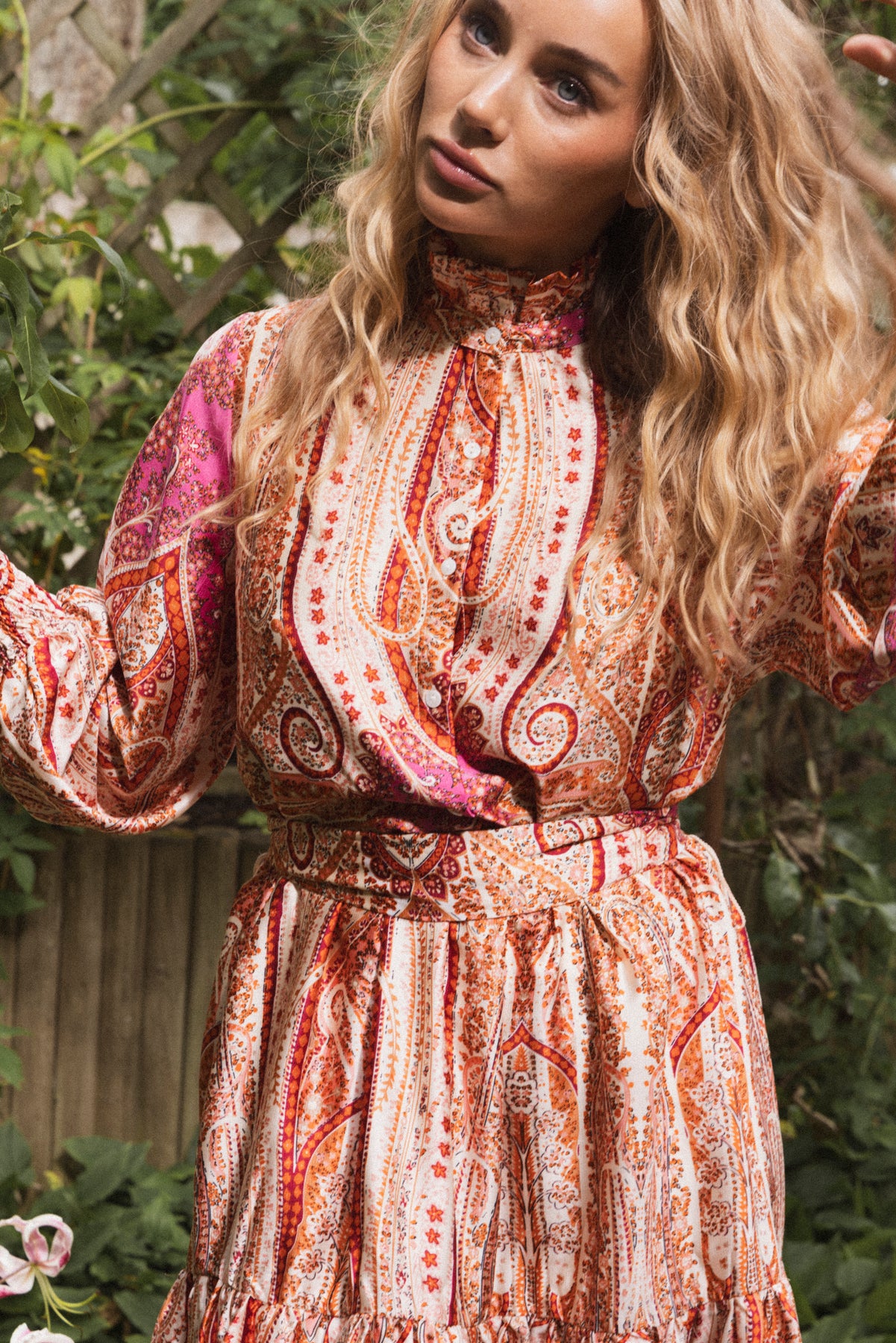 Saga Wide Border Paisley Dress - Red Paisley