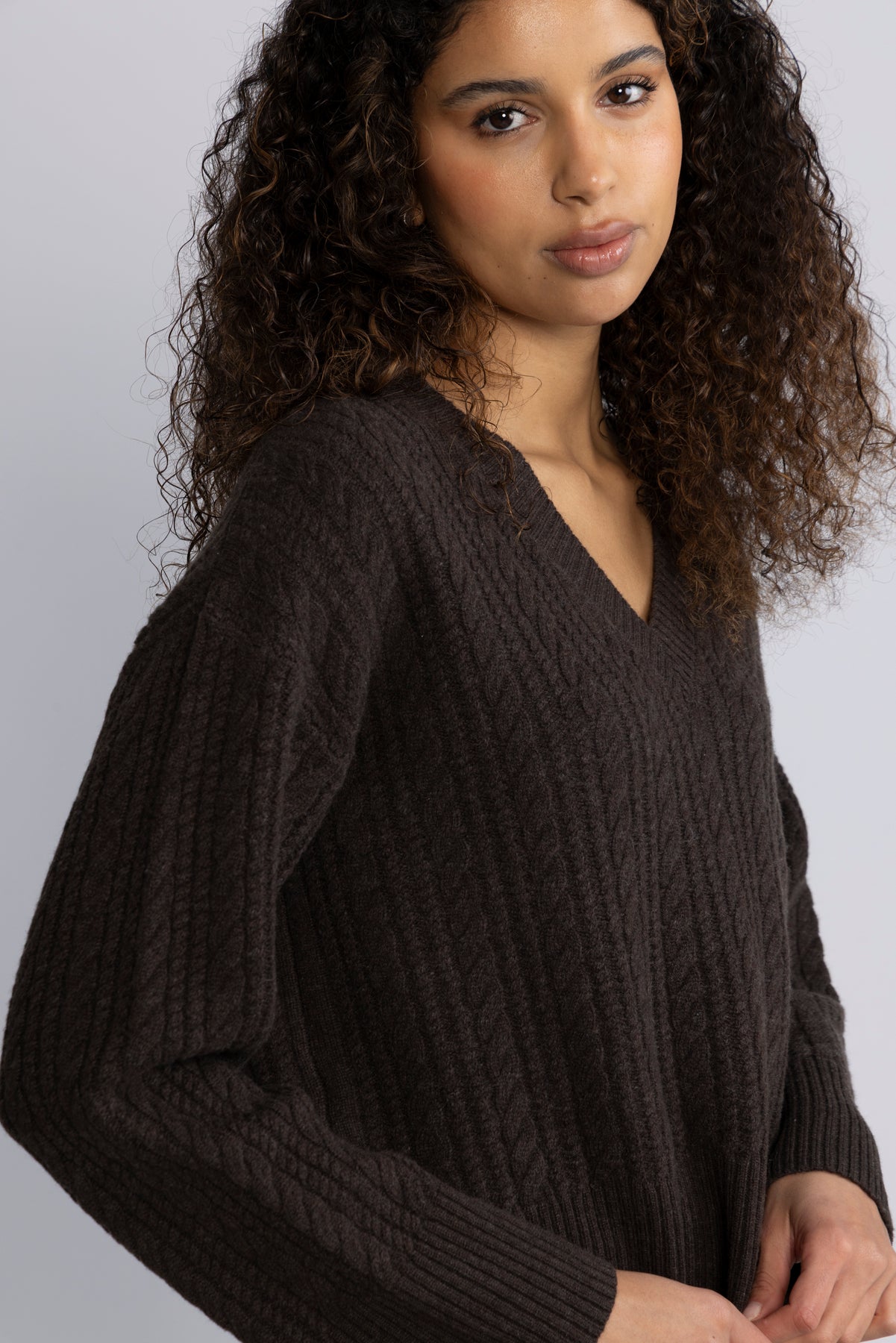 Cathrine Cashmere Cable Knit Sweater - Mörkbrun