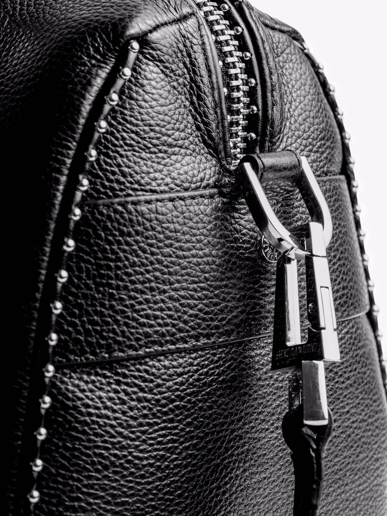 Zadig & Voltaire Sunny Medium Grained Leather + - Noir